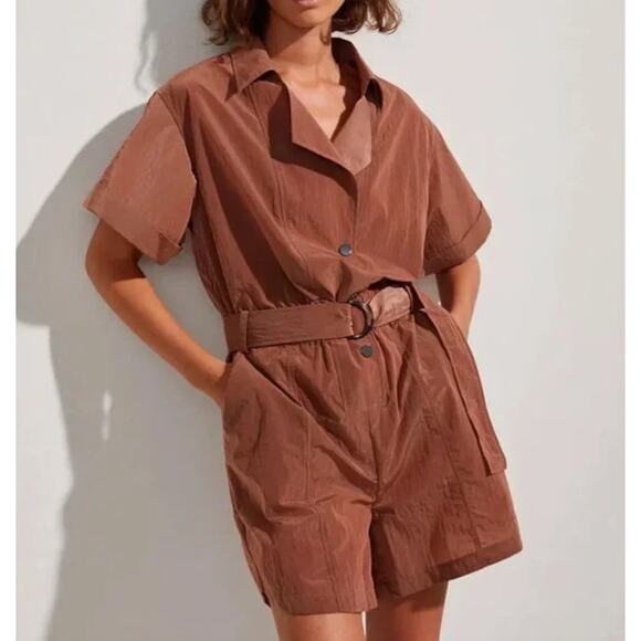 New Varley Belle Boxy Playsuit 5" Shimmer Shell Women's Large / 12 - Picture 1 of 9